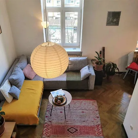 Cosy Loft Daire